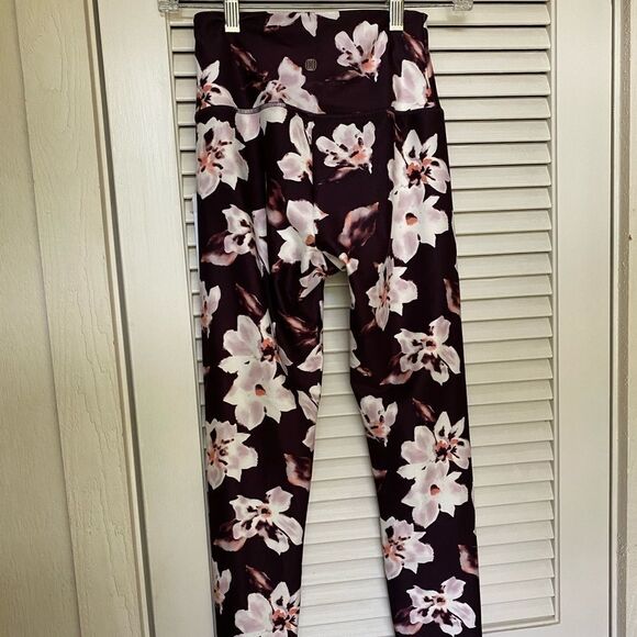 Balance Collection floral High Waist ankle legging - Picture 7 of 8